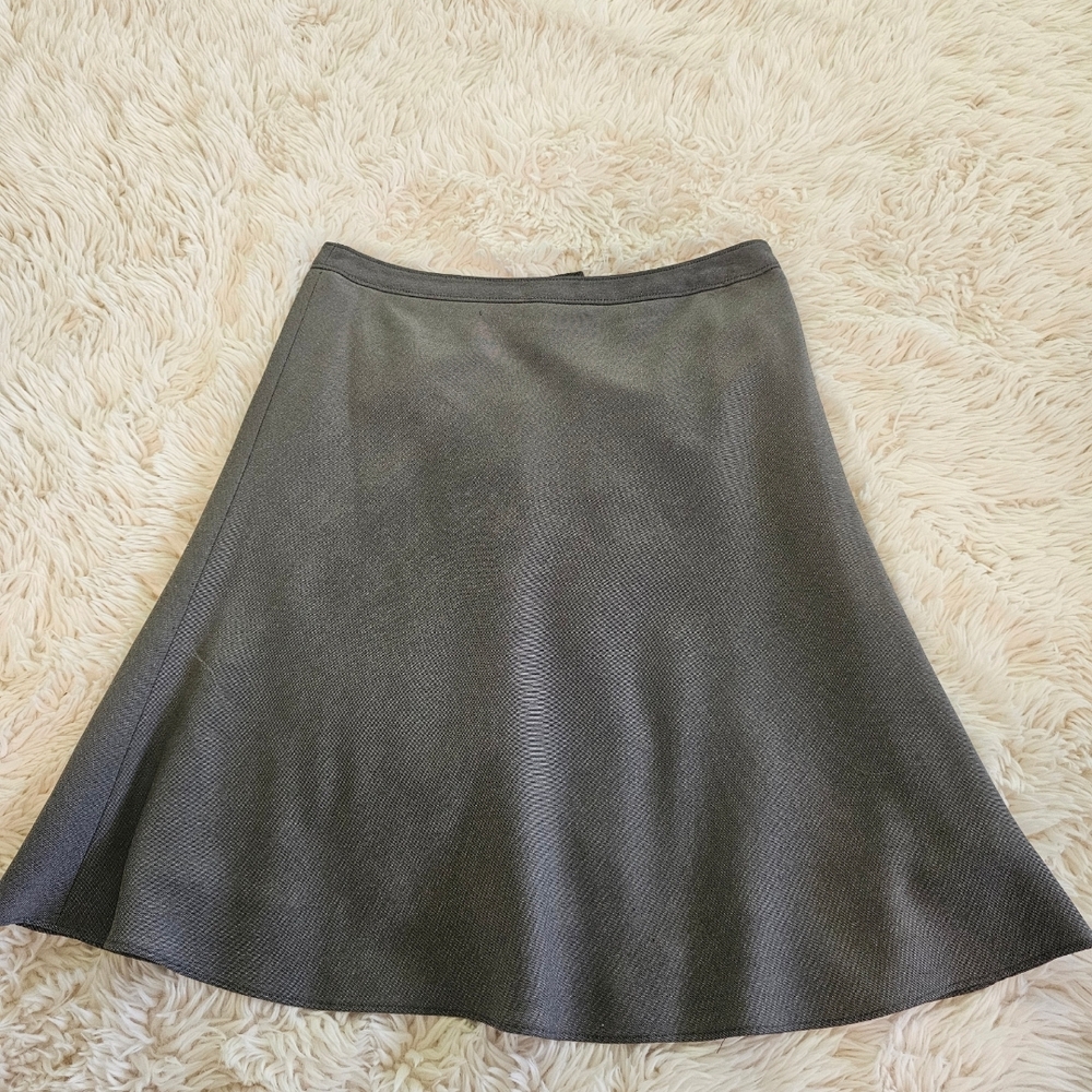 Mastina Gray Blazer and Skirt Set - Picture 6 of 7